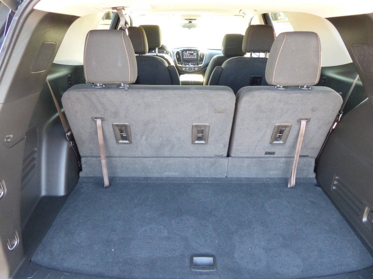 Used 2019 Chevrolet Traverse LT FWD image 22