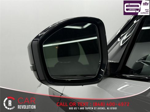 Used 2025 Land Rover Range Rover Velar Dynamic SE AWD/4WD image 47
