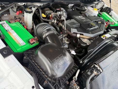 Used 2017 RAM 2500 Laramie AWD/4WD image 12