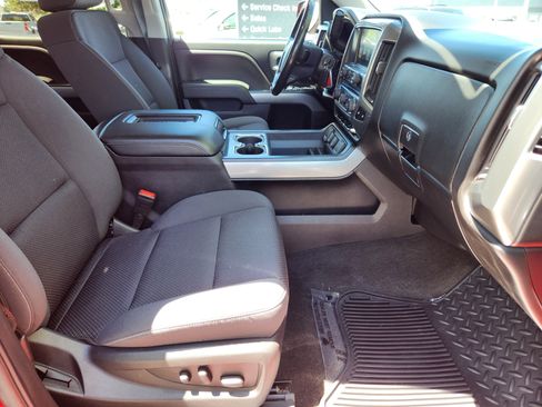 Used 2018 Chevrolet Silverado 1500 LT w/ All Star Edition AWD/4WD image 18