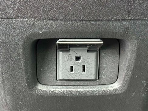 Used 2024 Toyota Grand Highlander Limited image 14