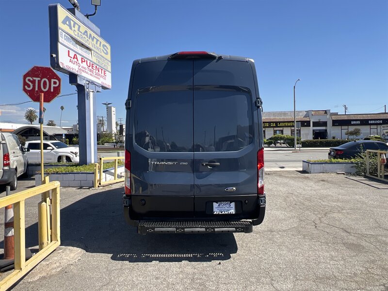 Used 2019 Ford Transit 250 148 High Roof Extended RWD image 3