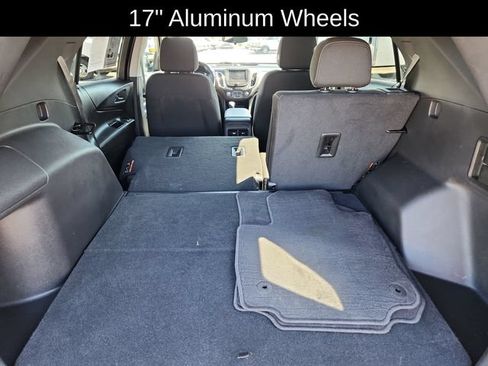 Used 2024 Chevrolet Equinox LT FWD image 33