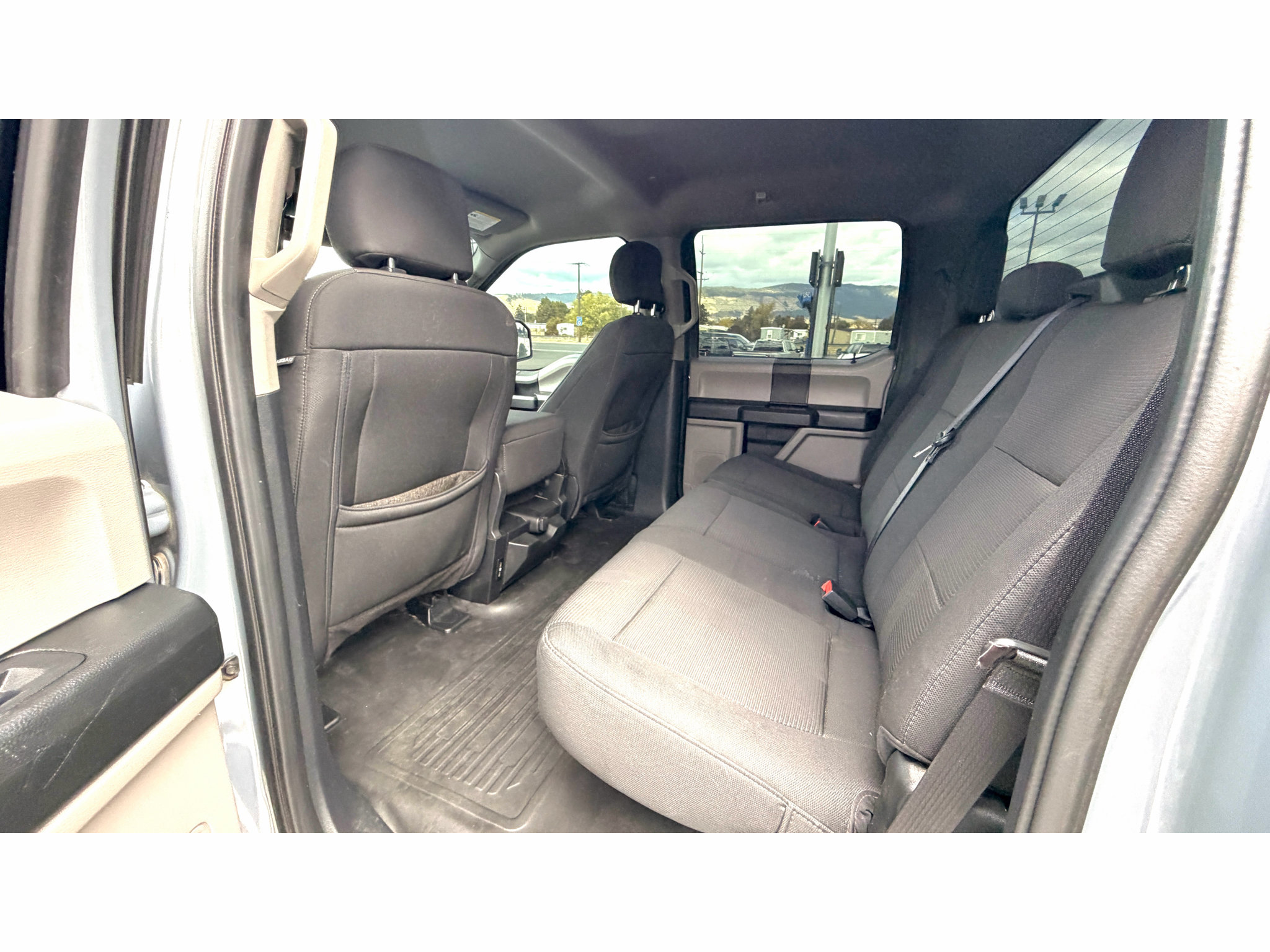 Used 2019 Ford F150 XL w/ Equipment Group 101A Mid AWD/4WD image 16