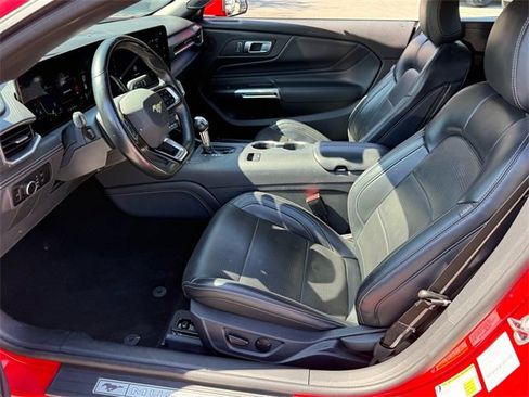 Used 2024 Ford Mustang Premium image 11