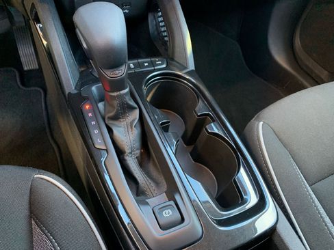 Used 2025 Chevrolet TrailBlazer LT w/ Driver Confidence Package image 39