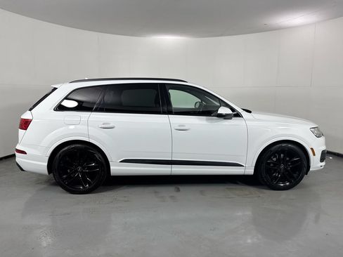 Used 2018 Audi Q7 3.0T Prestige w/ Prestige Package AWD/4WD image 38