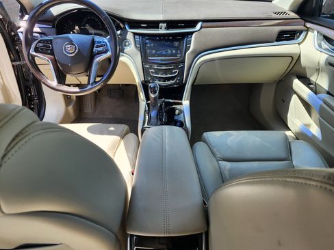 Used 2015 Cadillac XTS Luxury w/ Driver Awareness Package AWD/4WD image 4