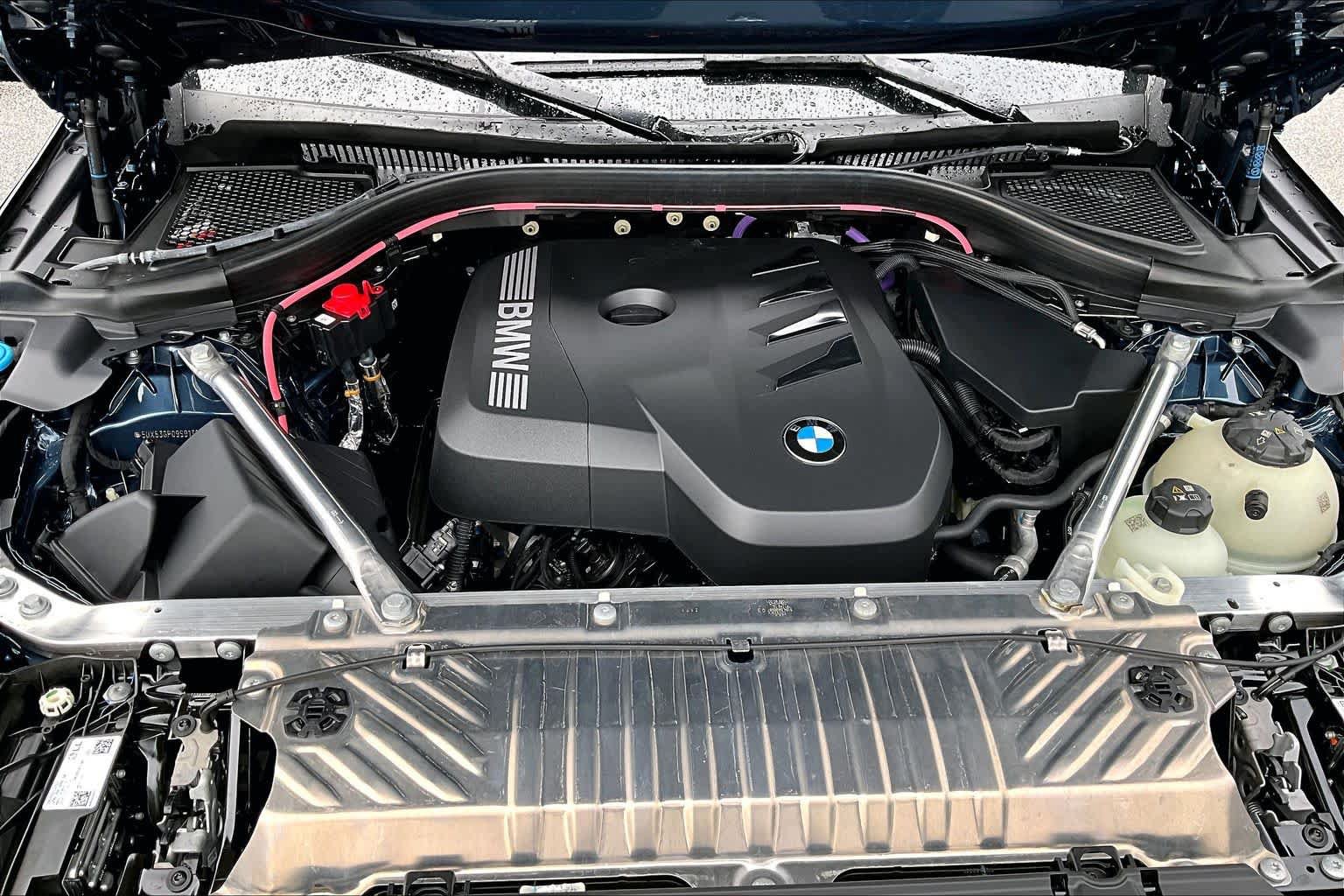 Used 2025 BMW X3 xDrive30i AWD/4WD image 32