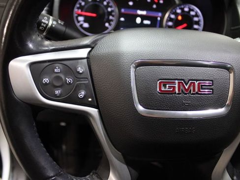 Certified 2022 GMC Terrain SLT w/ Tech Package image 38