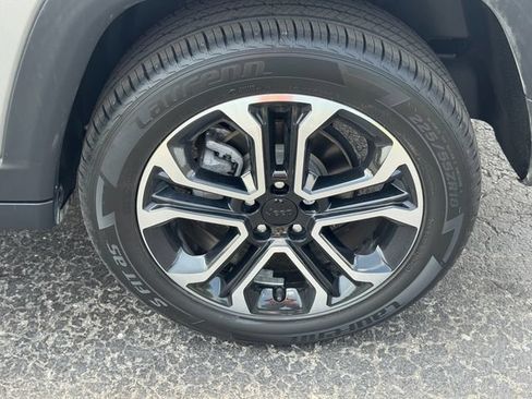 Certified 2023 Jeep Compass Limited AWD/4WD image 11