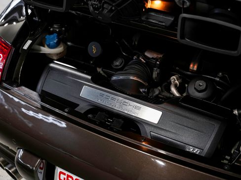 Used 2010 Porsche 911 Carrera S image 44