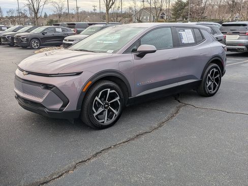 Certified 2025 Chevrolet Equinox EV LT image 5