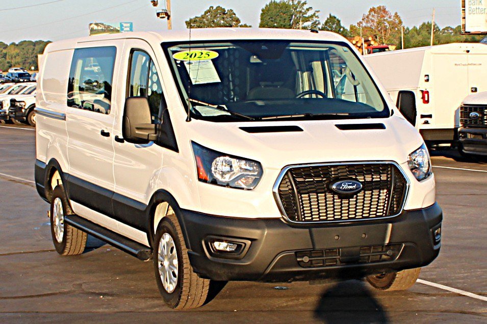 Used 2025 Ford Transit 250 Low Roof w/ Exterior Upgrade Package RWD image 3