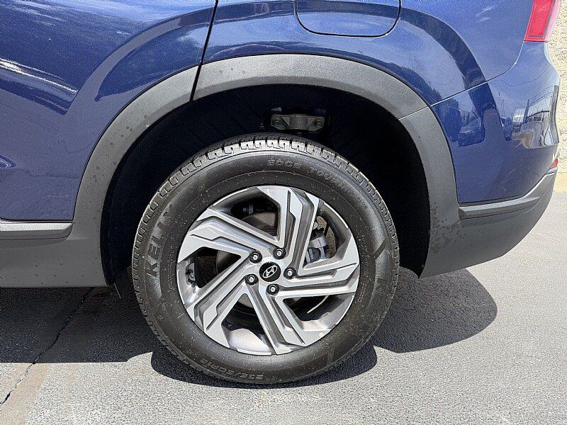 Used 2023 Hyundai Santa Fe SE AWD/4WD image 10