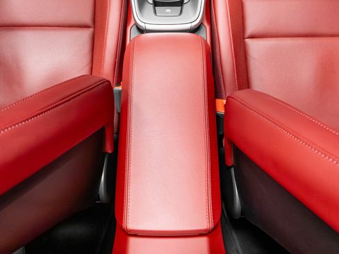 Used 2021 Porsche 911 Turbo S image 27