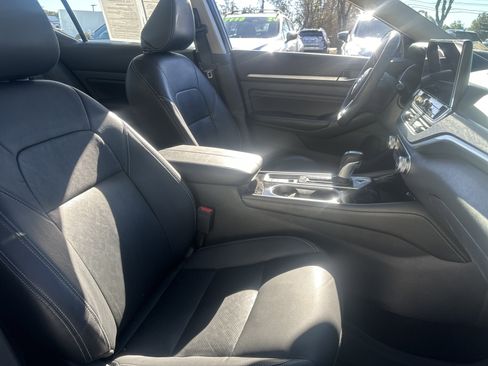 Used 2023 Nissan Altima 2.5 SL image 5