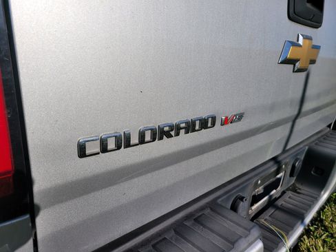 Used 2018 Chevrolet Colorado LT w/ LT Convenience Package image 6