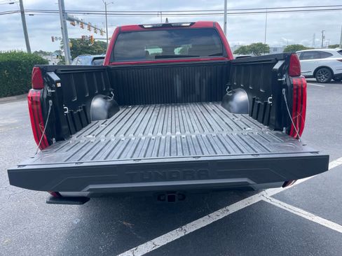 Used 2025 Toyota Tundra Limited AWD/4WD image 21