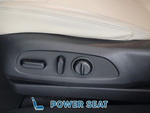 Used 2021 Buick Encore GX Select image 15