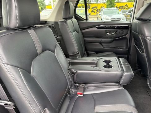 Used 2023 Honda Pilot Touring image 23