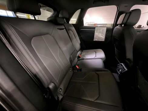 Certified 2023 Audi Q3 2.0T Premium w/ Black Optic Sport Package image 28