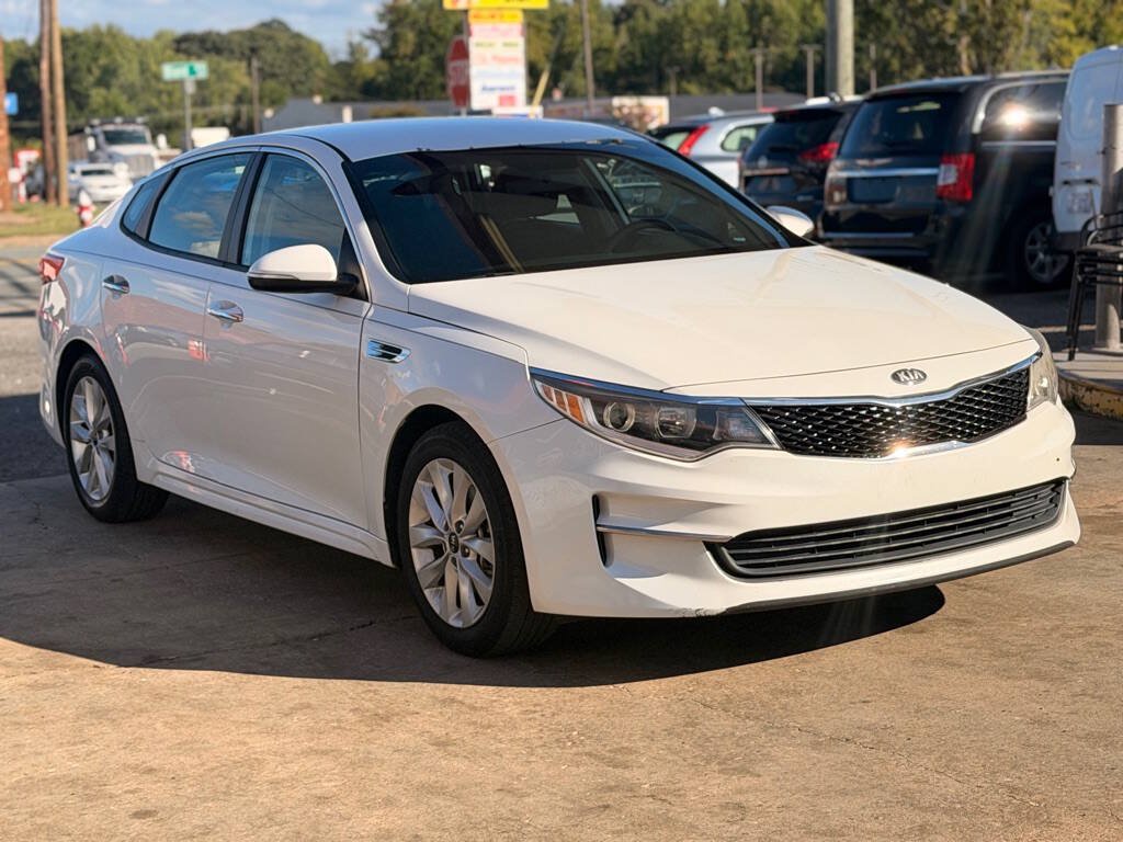 Used 2016 Kia Optima LX FWD image 1