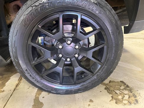 Used 2018 Chevrolet Silverado 1500 LT w/ All Star Edition AWD/4WD image 17