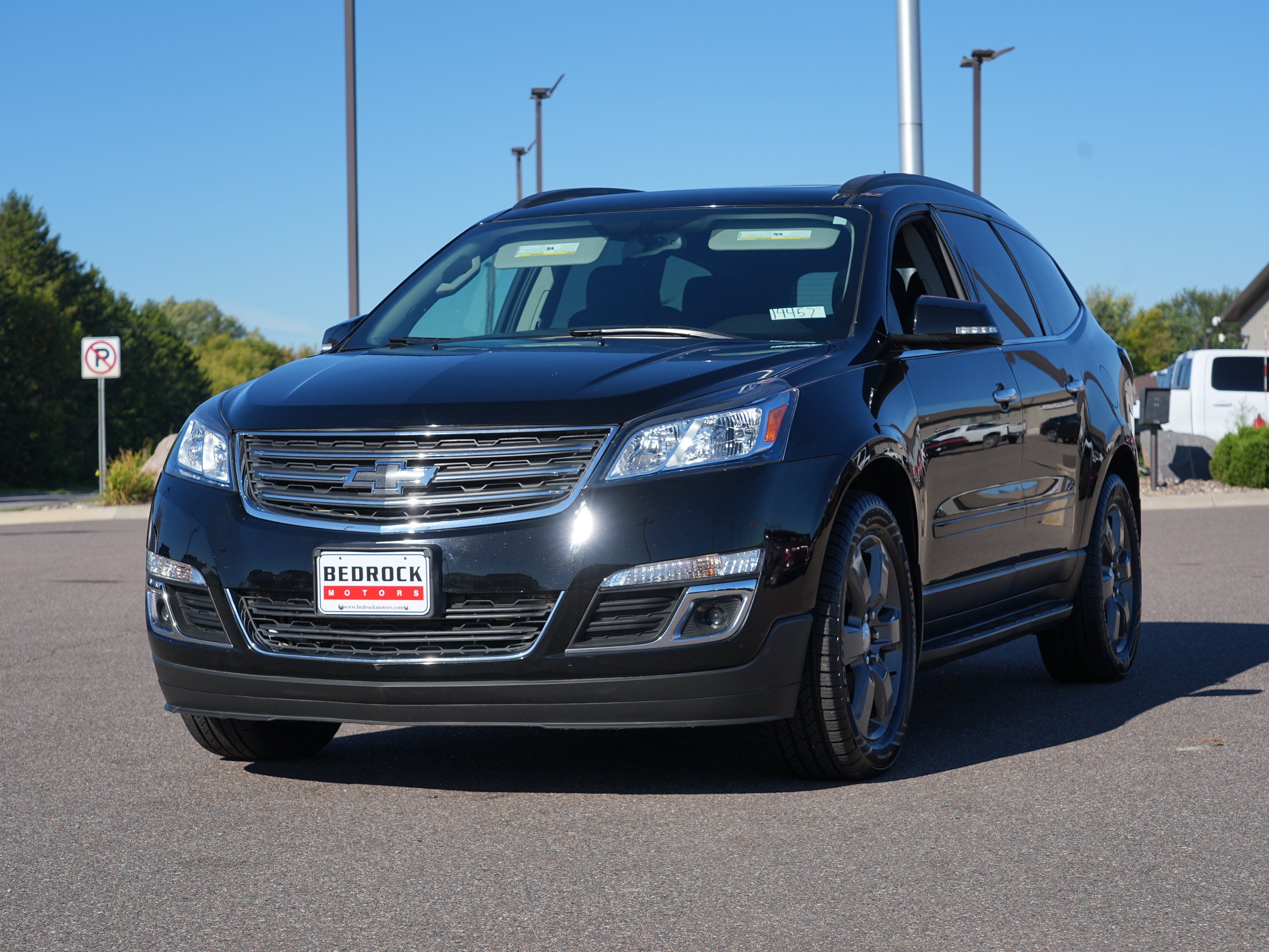 Used 2017 Chevrolet Traverse LT w/ Graphite Special Edition AWD/4WD image 7