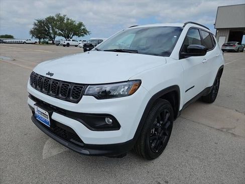 New 2026 Jeep Compass Latitude AWD/4WD image 31