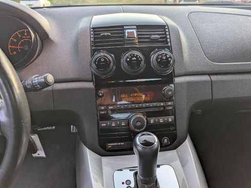 Used 2009 Saturn Sky Ruby Red image 16