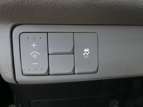 Used 2016 Kia Soul FWD image 25