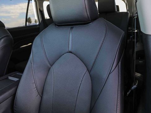 Used 2025 Toyota Grand Highlander Limited image 25