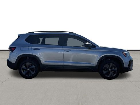 New 2026 Volkswagen Taos S image 4