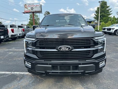 Used 2024 Ford F150 Platinum w/ FX4 Off-Road Package image 2