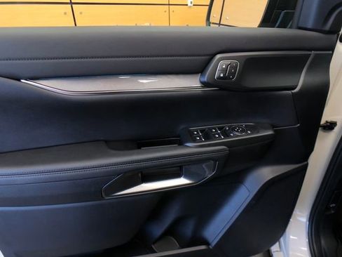 New 2025 Ford Ranger Lariat w/ FX4 Off-Road Package image 12