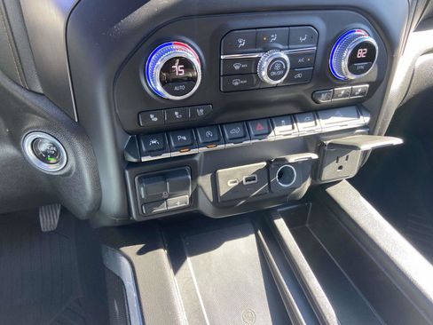 Used 2020 GMC Sierra 1500 AT4 w/ AT4 Premium Package image 15