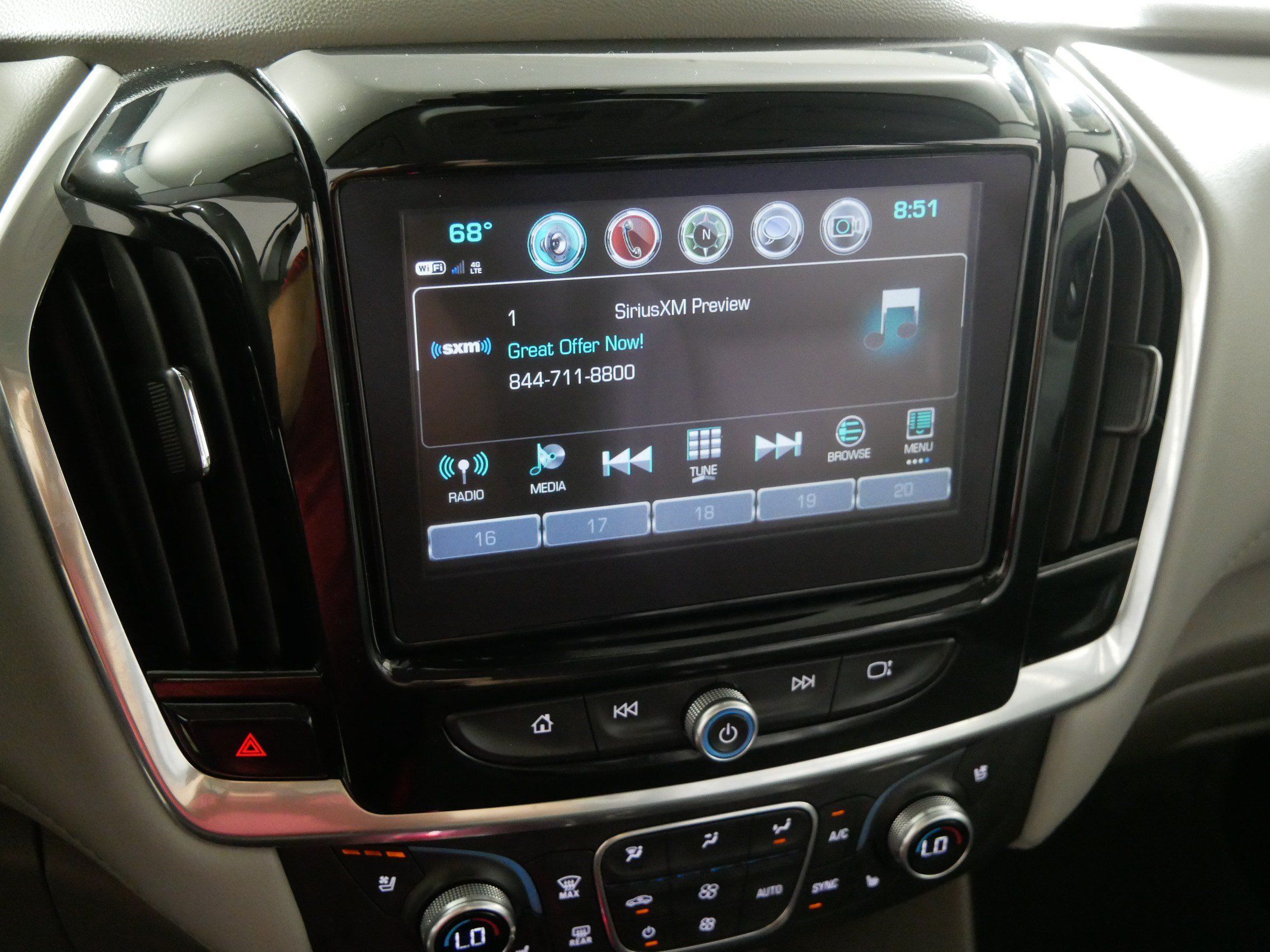 Used 2019 Chevrolet Traverse Premier AWD/4WD image 22