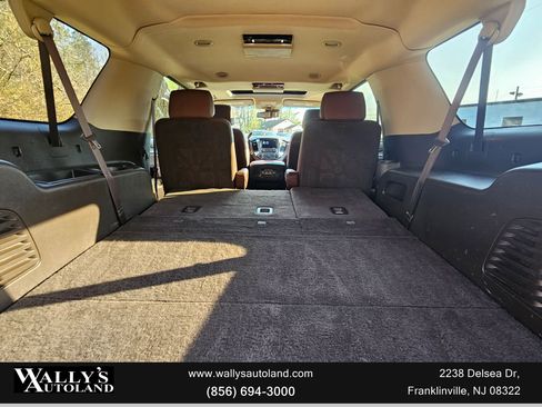 Used 2017 Chevrolet Suburban Premier image 20