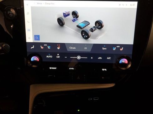 Used 2023 Lexus NX 350h AWD image 17