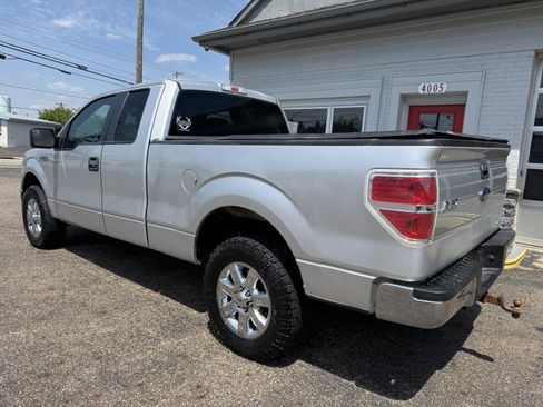 Used 2014 Ford F150 XLT w/ XLT Chrome Package AWD/4WD image 3