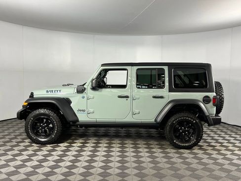Used 2023 Jeep Wrangler Unlimited w/ Cold Weather Group image 10