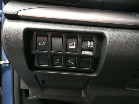 Used 2020 Subaru Forester Premium image 13