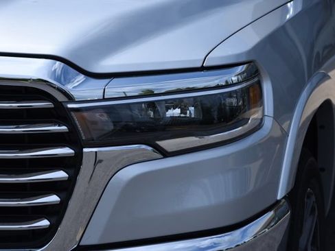 Used 2026 RAM 1500 Laramie AWD/4WD image 8
