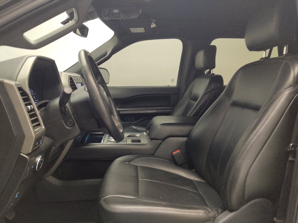 Used 2020 Ford Expedition XLT w/ Equipment Group 202A RWD image 17