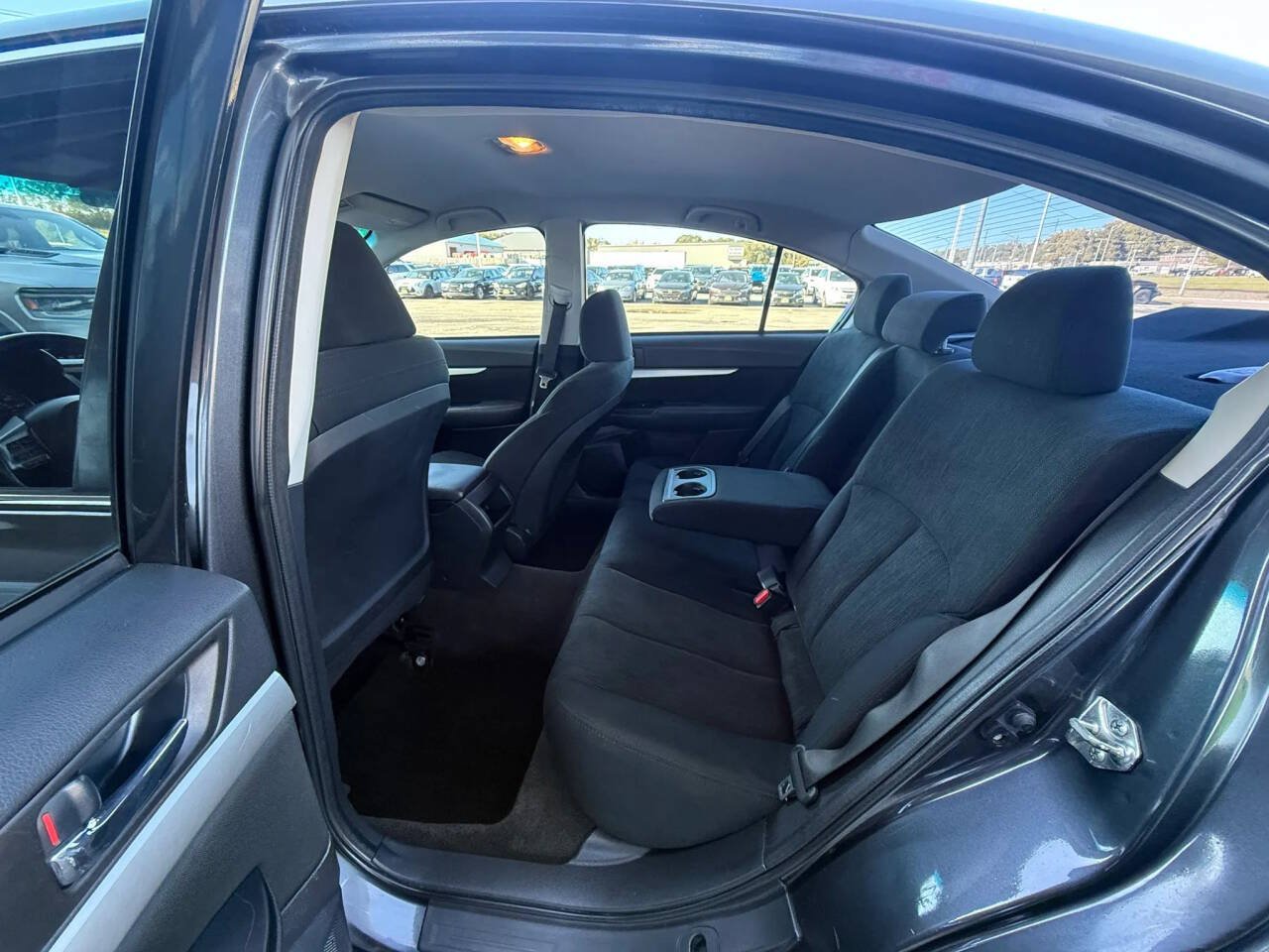 Used 2013 Subaru Legacy 2.5i Premium w/ All-Weather Pkg AWD/4WD image 15