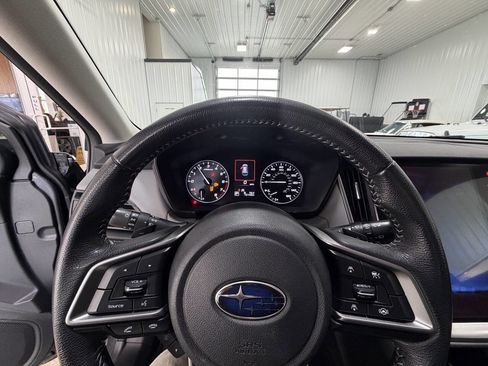 Used 2022 Subaru Outback Premium image 18