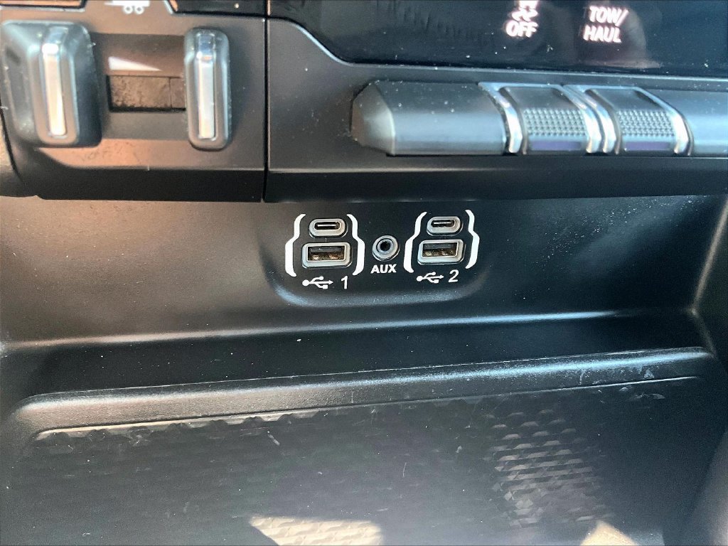 Used 2021 RAM 1500 Rebel w/ Night Edition AWD/4WD image 27