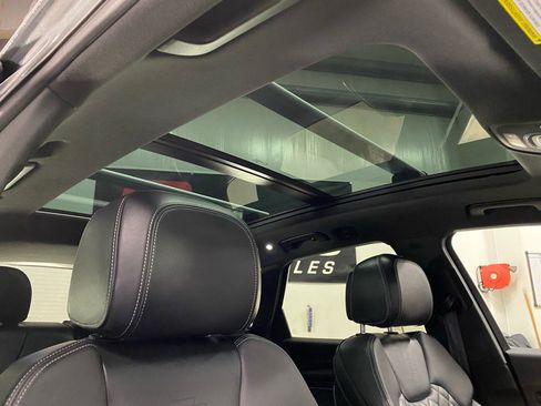 Used 2018 Audi SQ5 Premium Plus image 25