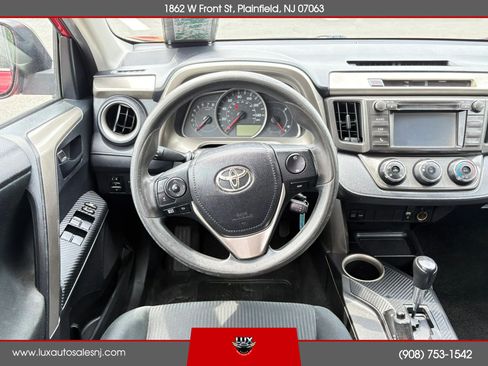 Used 2014 Toyota RAV4 LE AWD/4WD image 14